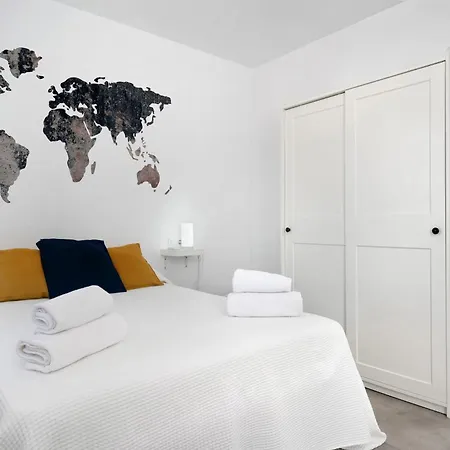 Apartment Eleme I *