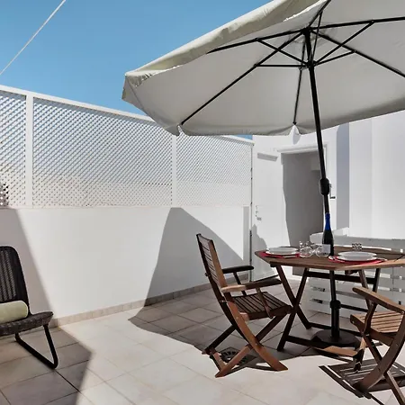 Apartment Eleme I *